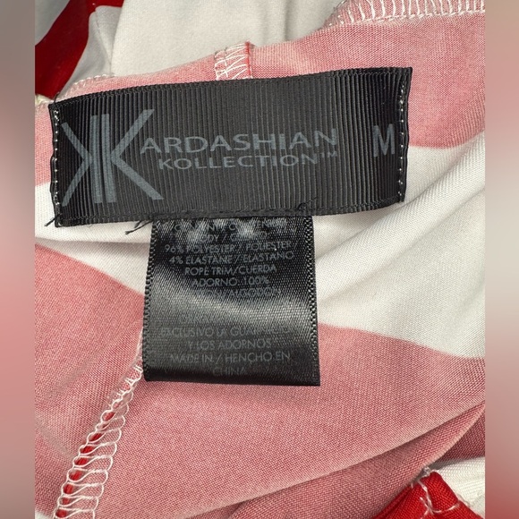 Kardashian kollection Red & White Keyhole Neck Maxi Dress Size Medium.  #90 - Picture 10 of 10